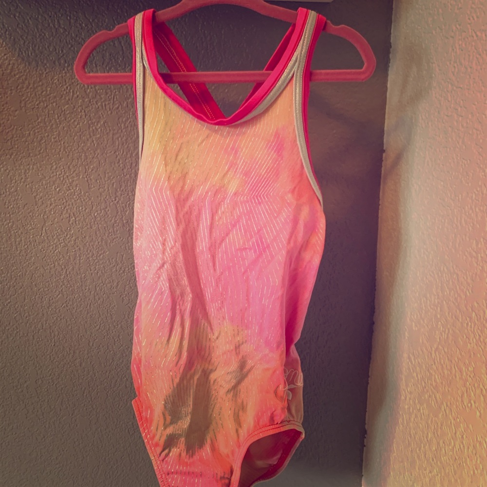 GK Simóne Collection Child’s Médium Leotard